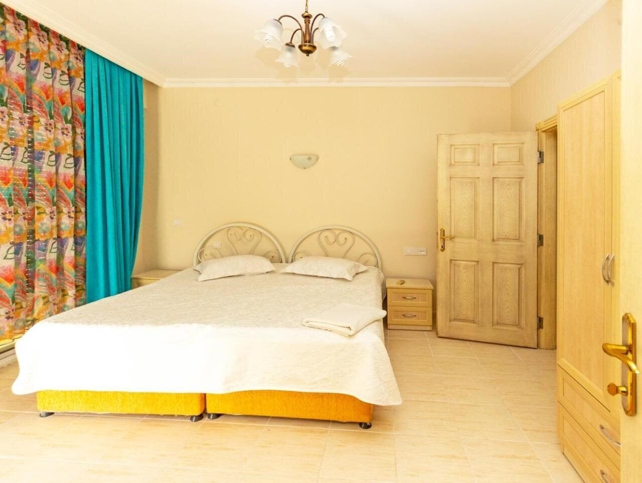 Вид Paradise Town Villa Gordon 3*